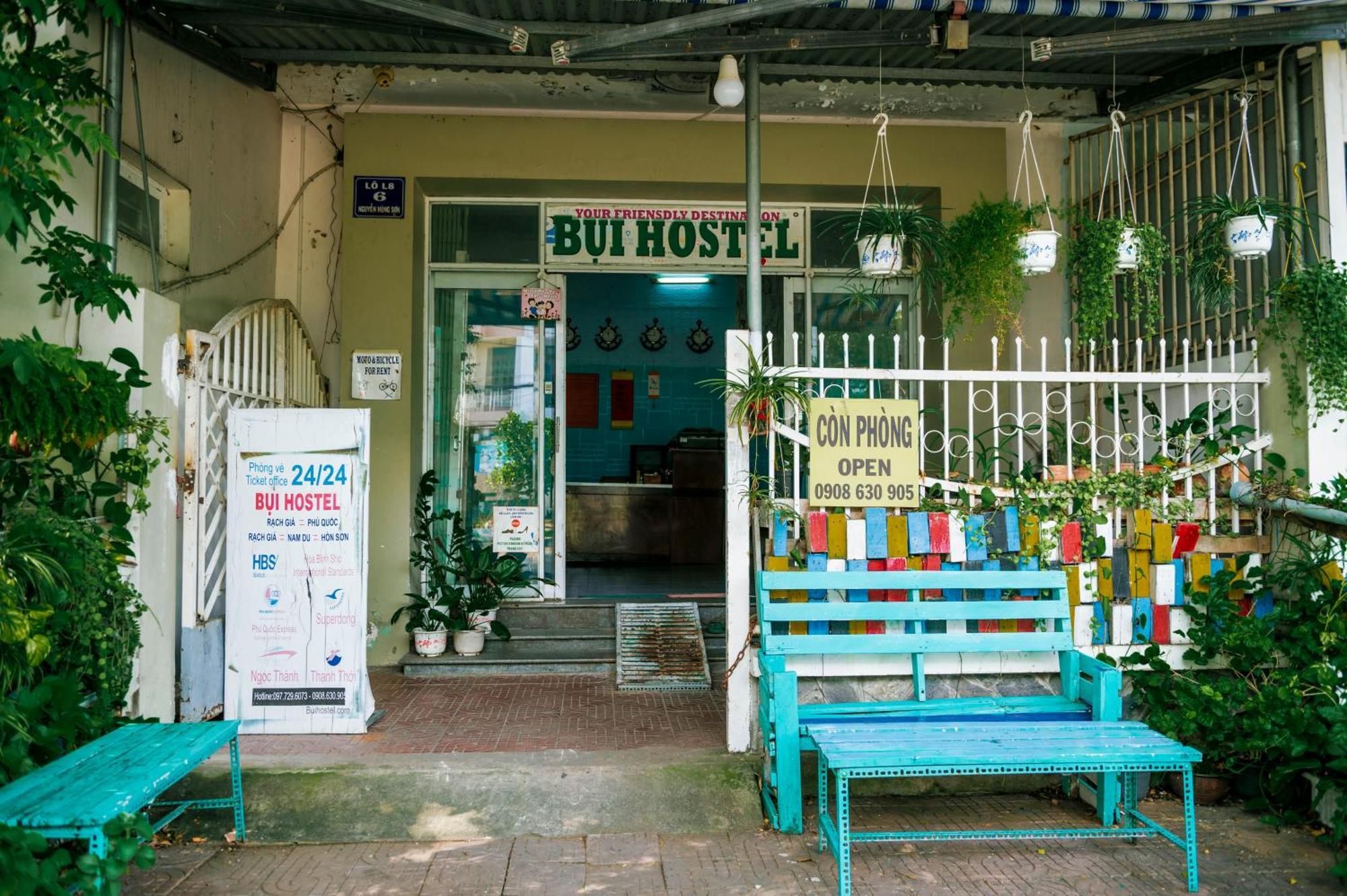 Khách Sạn Bụi Rach Gia Esterno foto